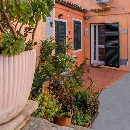 Murphy Holiday Home - Casa Papini La Maddalena  Ngoại thất bức ảnh