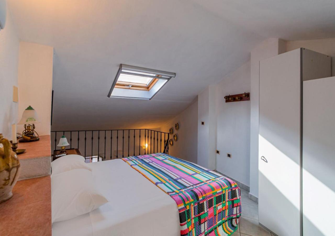 Murphy Holiday Home - Casa Papini La Maddalena  Ngoại thất bức ảnh