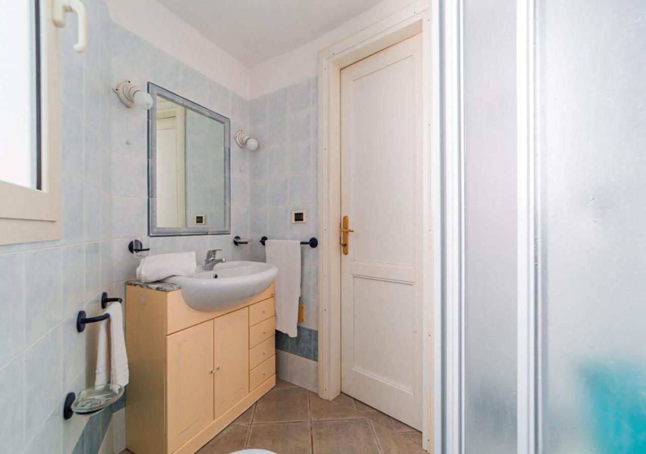 Murphy Holiday Home - Casa Papini La Maddalena  Ngoại thất bức ảnh